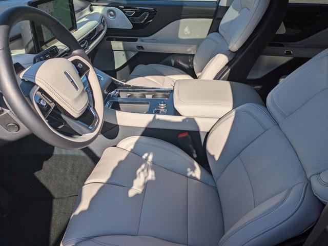 new 2025 Lincoln Aviator car, priced at $75,984