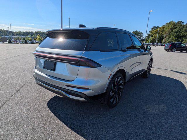 new 2024 Lincoln Nautilus car, priced at $55,627