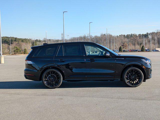 new 2025 Lincoln Aviator car, priced at $70,373