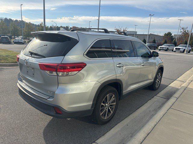 used 2019 Toyota Highlander car, priced at $26,988