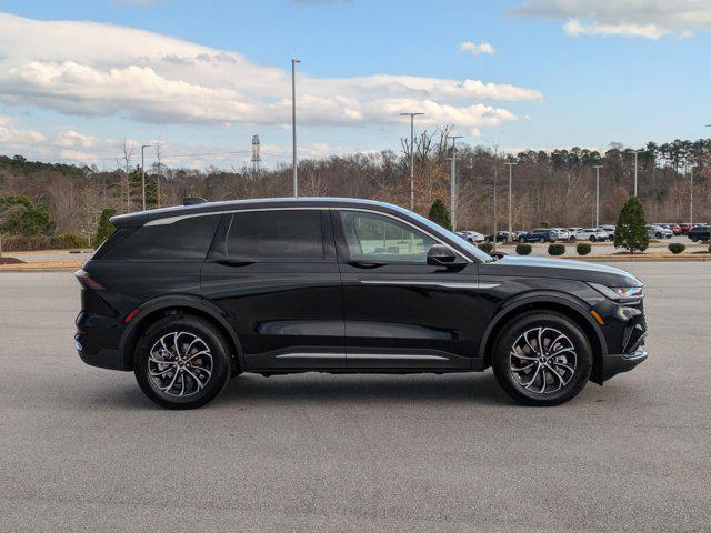 new 2025 Lincoln Nautilus car, priced at $59,270