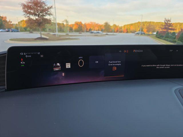 new 2025 Lincoln Navigator car, priced at $127,175