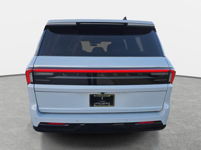 new 2025 Lincoln Navigator car, priced at $127,175