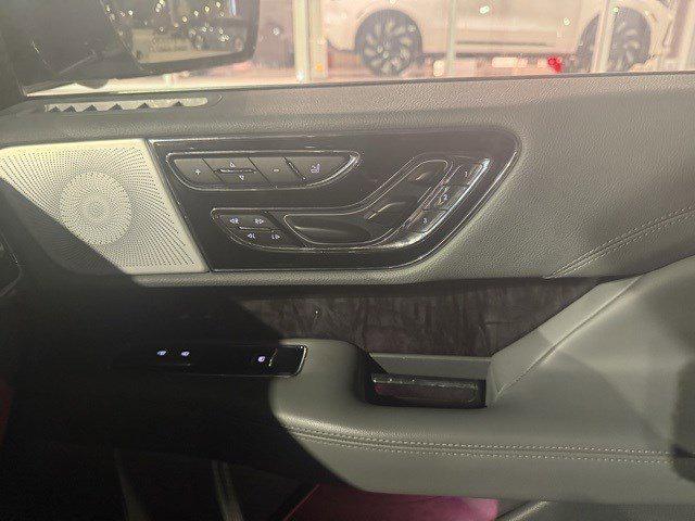 used 2020 Lincoln Navigator car, priced at $37,921