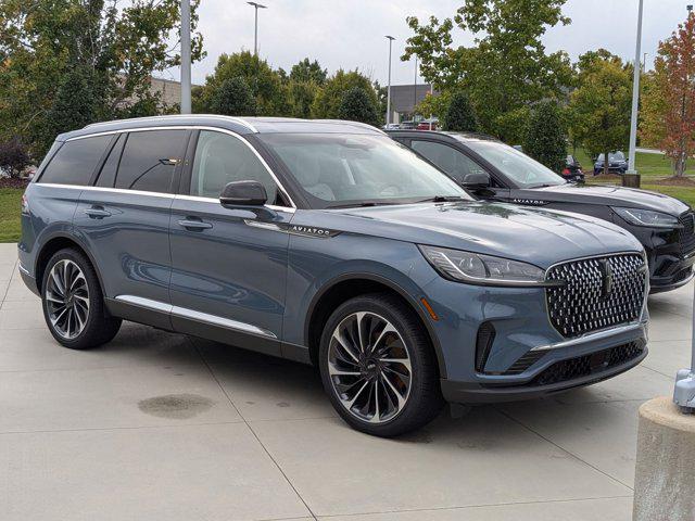 new 2025 Lincoln Aviator car, priced at $75,754