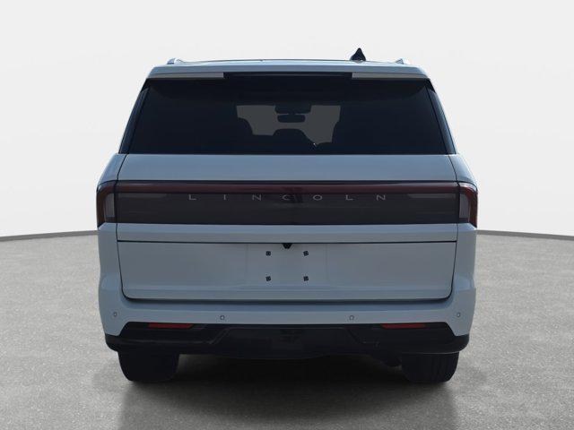 new 2025 Lincoln Navigator car, priced at $96,985