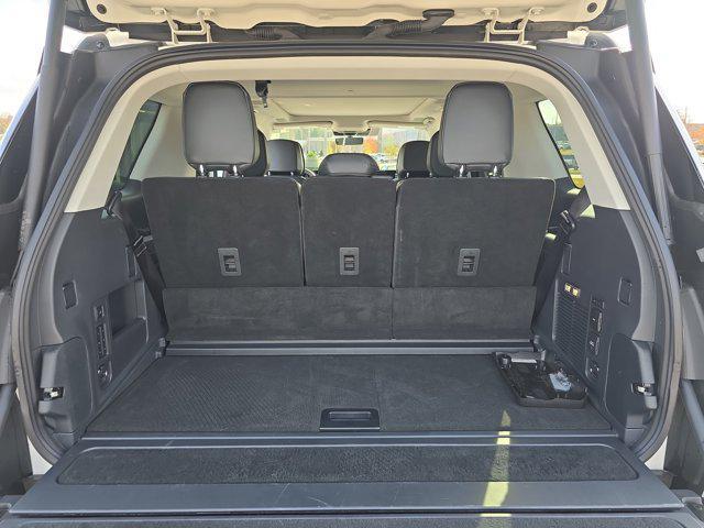 new 2025 Lincoln Navigator car, priced at $96,985