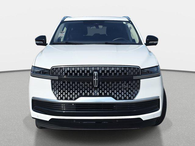 new 2025 Lincoln Navigator car, priced at $96,985