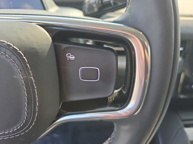 new 2025 Lincoln Navigator car, priced at $96,985