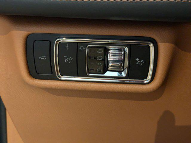 new 2025 Lincoln Aviator car, priced at $90,775