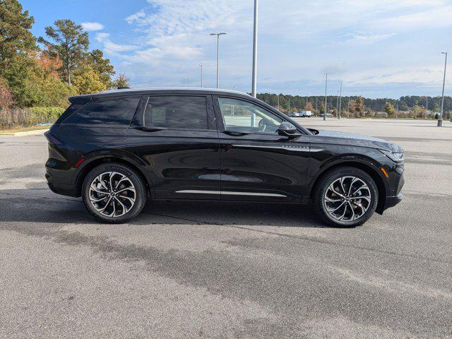 new 2024 Lincoln Nautilus car, priced at $62,352