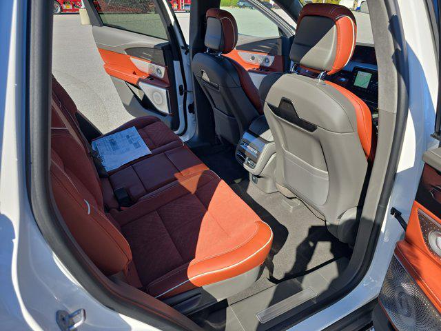 new 2025 Lincoln Nautilus car, priced at $84,975