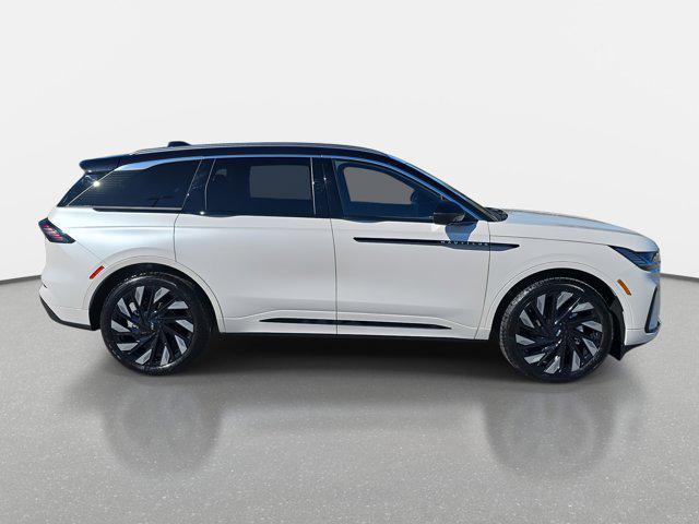 new 2025 Lincoln Nautilus car, priced at $84,975