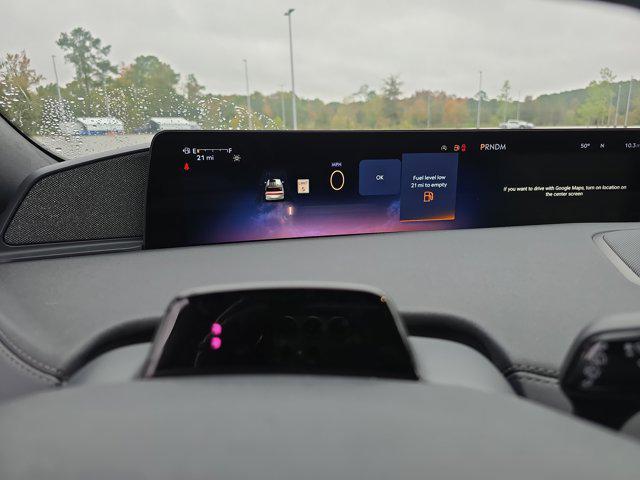 new 2025 Lincoln Navigator car, priced at $107,075