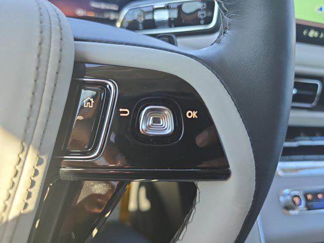 new 2025 Lincoln Aviator car, priced at $76,742