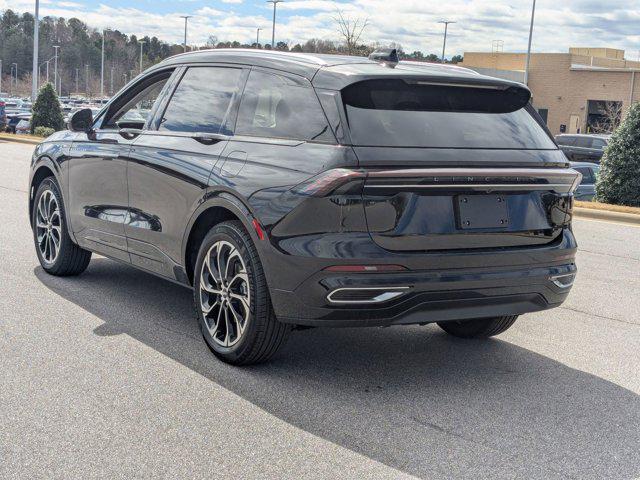 new 2025 Lincoln Nautilus car, priced at $56,402