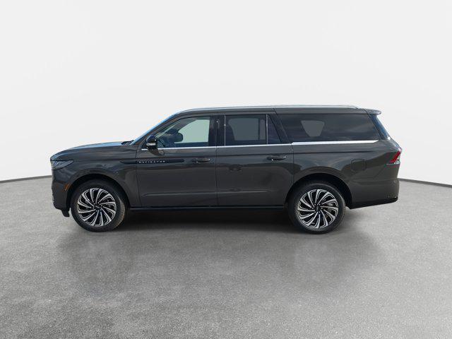 new 2025 Lincoln Navigator car, priced at $123,730