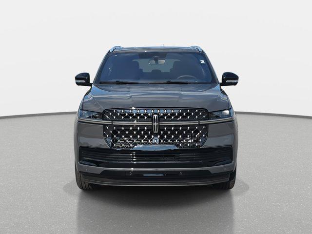 new 2025 Lincoln Navigator car, priced at $123,730