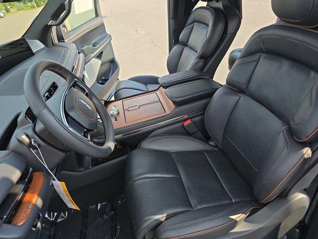 new 2025 Lincoln Navigator car, priced at $123,730