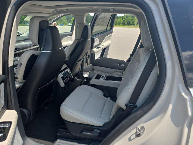 new 2025 Lincoln Aviator car, priced at $68,350