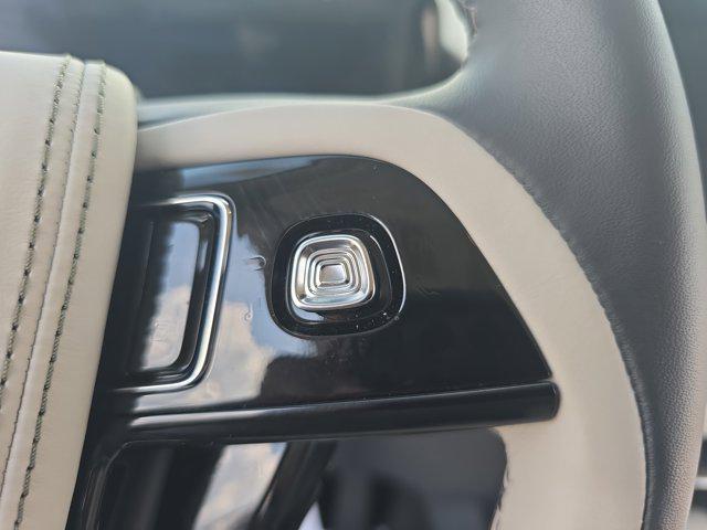 new 2025 Lincoln Aviator car, priced at $68,350