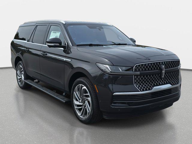 new 2025 Lincoln Navigator car, priced at $103,925