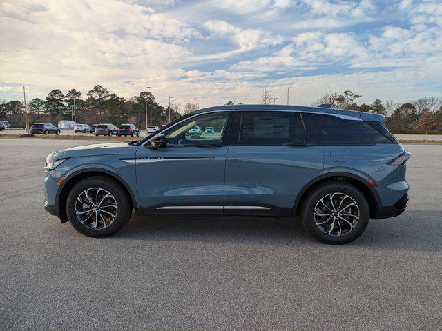 new 2025 Lincoln Nautilus car, priced at $55,604