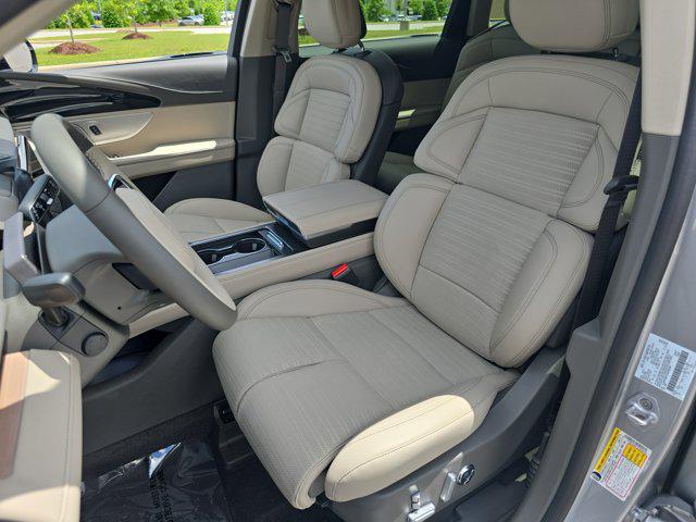 new 2025 Lincoln Nautilus car, priced at $62,760