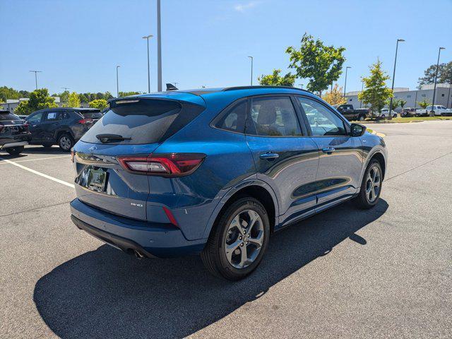 used 2023 Ford Escape car, priced at $25,318