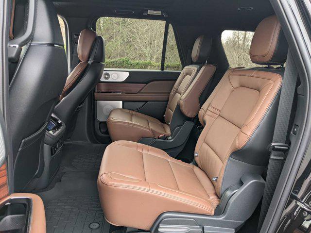 new 2024 Lincoln Navigator car, priced at $104,998