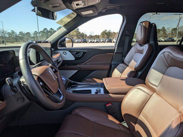 new 2025 Lincoln Aviator car