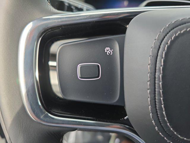 new 2025 Lincoln Navigator car, priced at $108,330