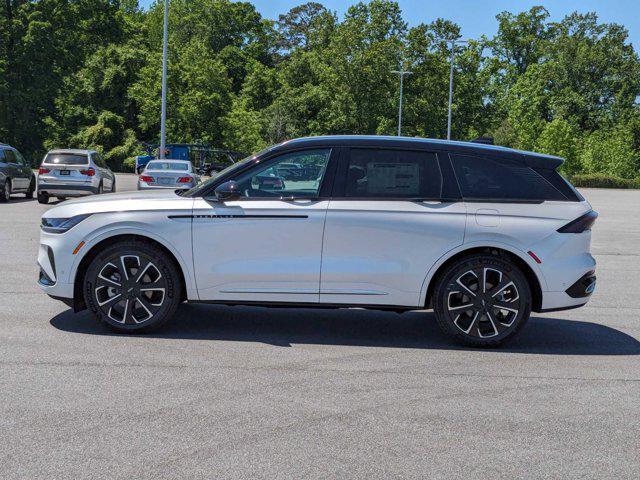 new 2024 Lincoln Nautilus car, priced at $60,643