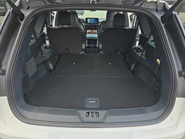 new 2025 Lincoln Aviator car, priced at $92,940