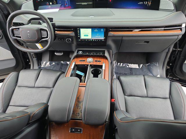 new 2025 Lincoln Navigator car, priced at $119,835