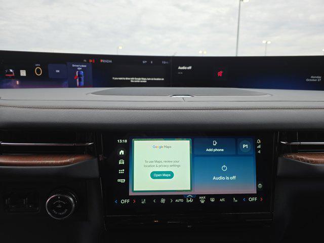 new 2025 Lincoln Navigator car, priced at $119,835