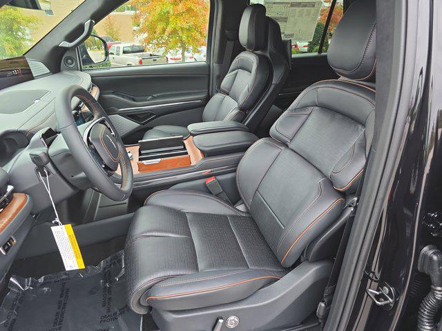 new 2025 Lincoln Navigator car, priced at $119,835