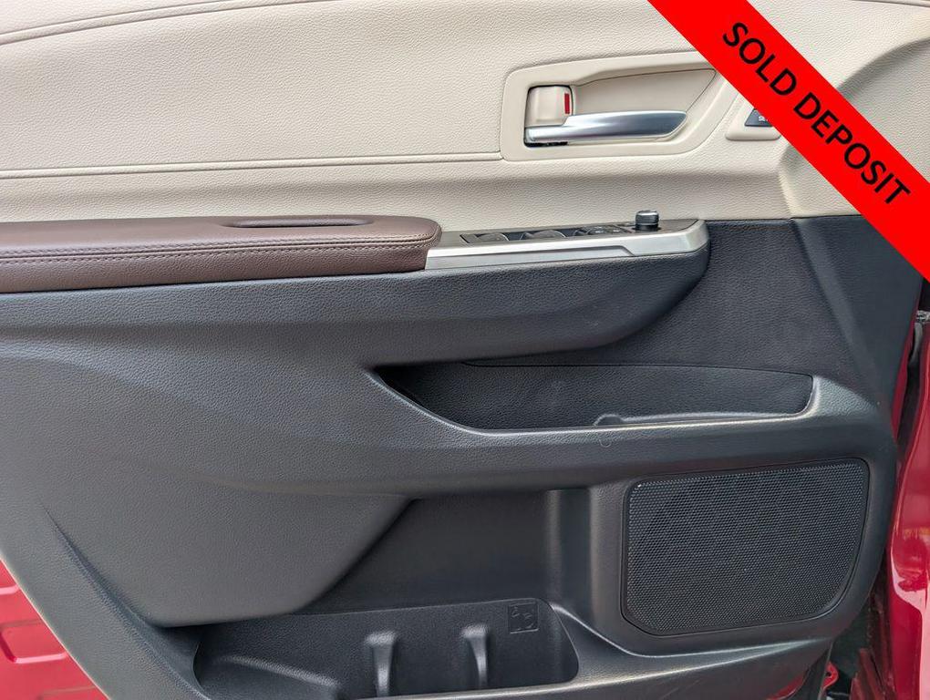 used 2024 Toyota Sienna car