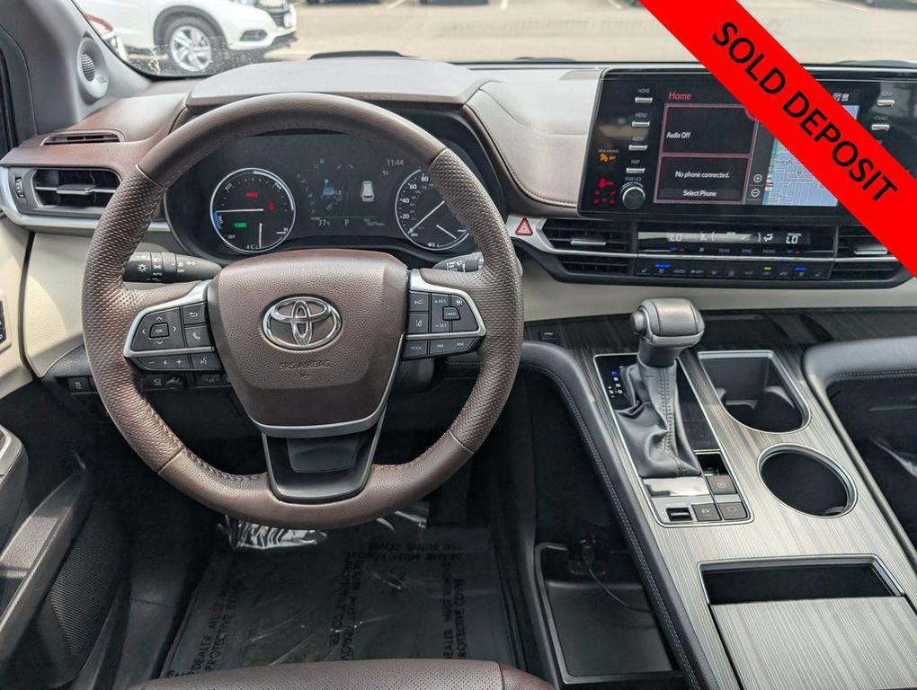 used 2024 Toyota Sienna car