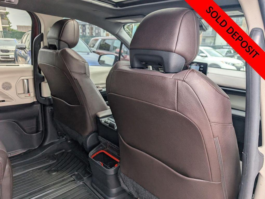 used 2024 Toyota Sienna car