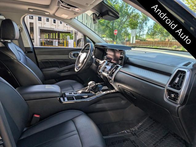 used 2023 Kia Sorento car, priced at $35,176