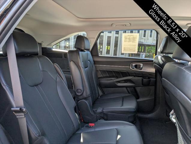used 2023 Kia Sorento car, priced at $35,176