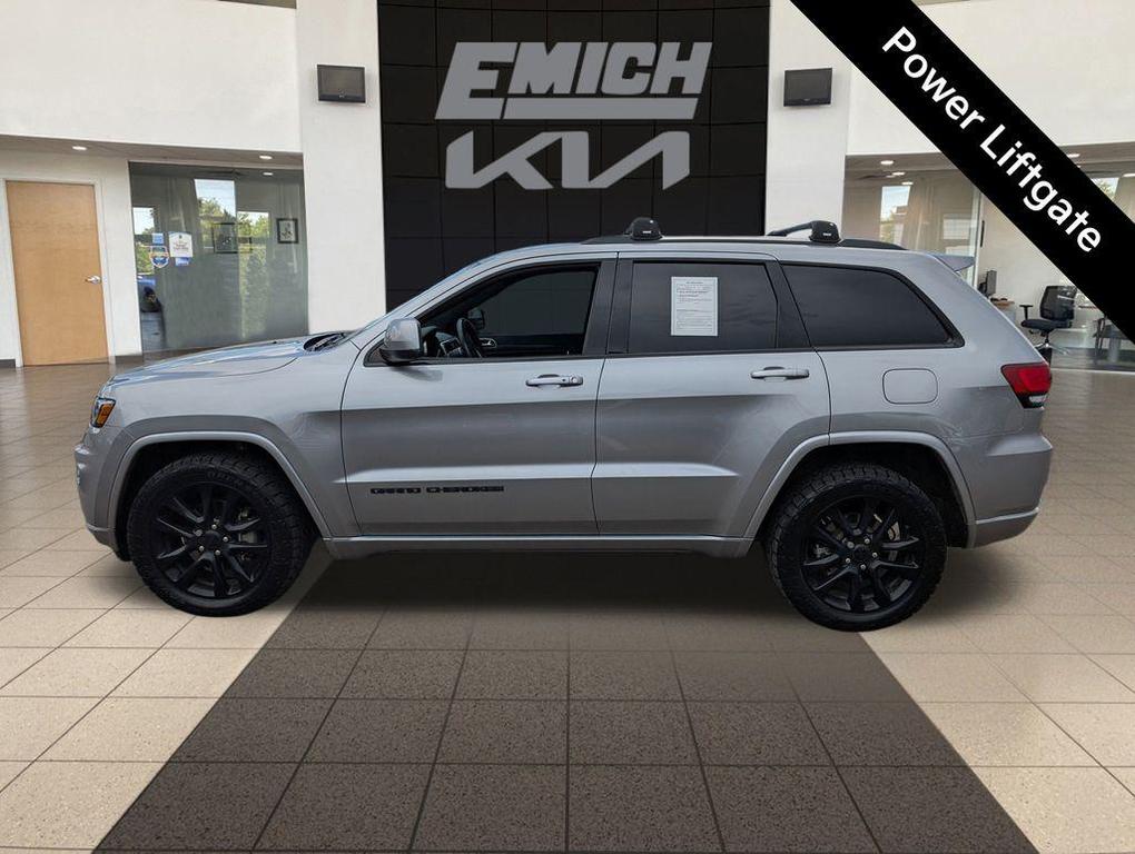 used 2017 Jeep Grand Cherokee car, priced at $18,997