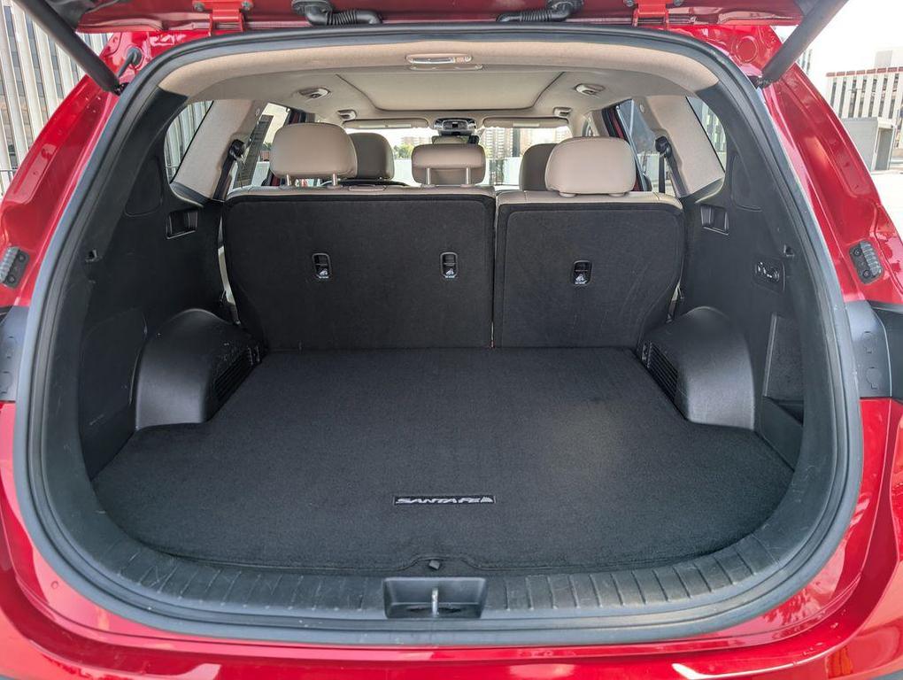 used 2021 Hyundai Santa Fe car, priced at $23,999