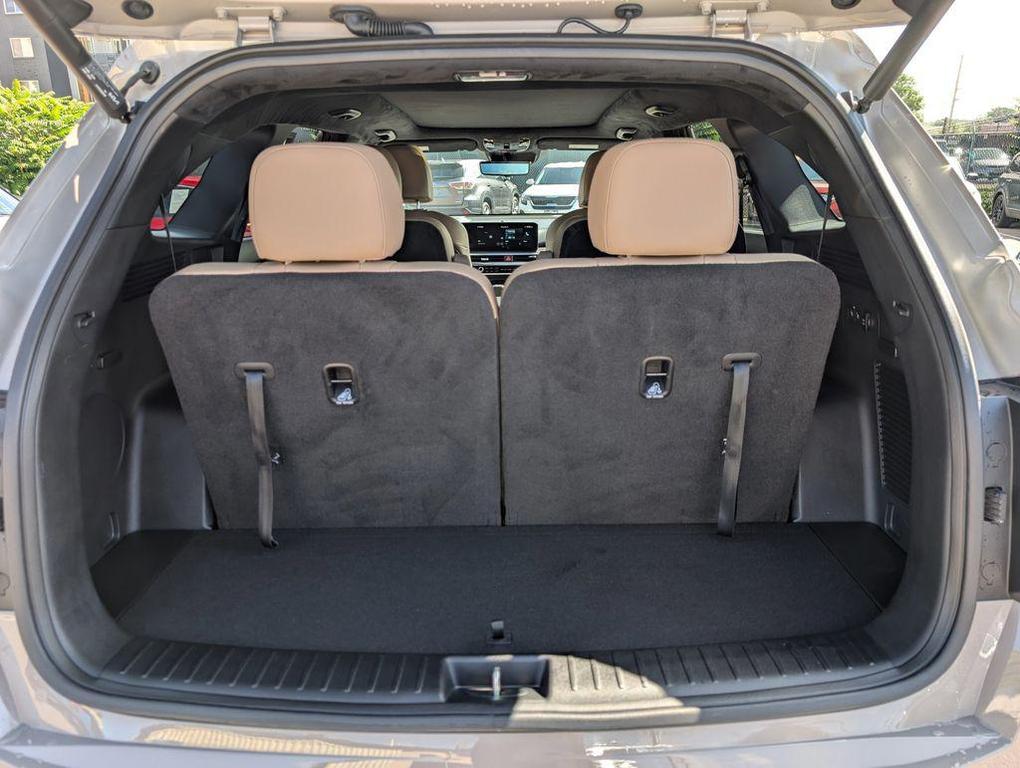 used 2024 Kia Sorento car, priced at $37,799