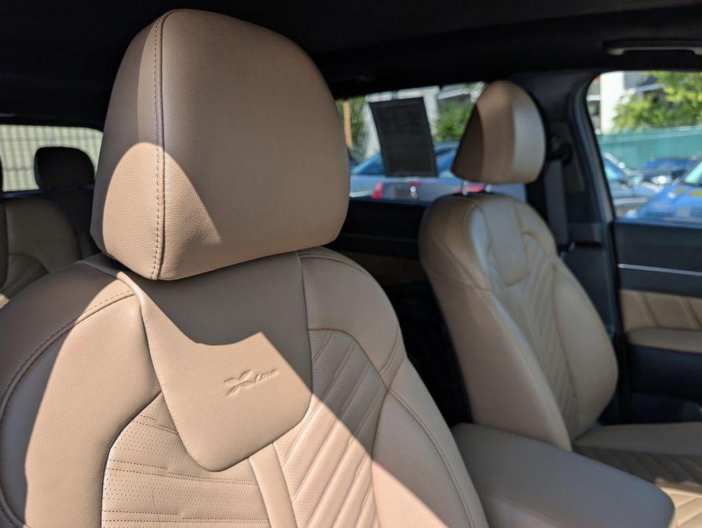 used 2024 Kia Sorento car, priced at $37,799