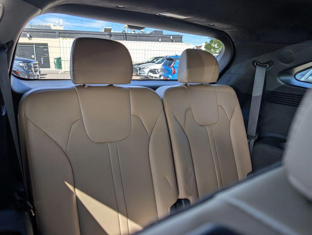used 2024 Kia Sorento car, priced at $37,799