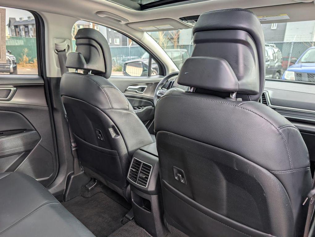 used 2023 Kia Sportage Hybrid car, priced at $26,499