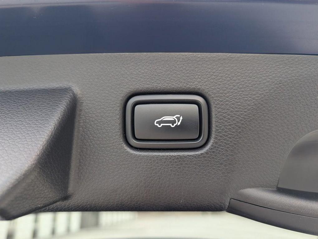 used 2024 Kia Seltos car, priced at $25,999