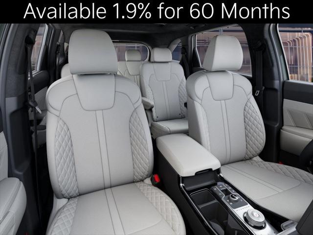 new 2025 Kia Sorento Hybrid car, priced at $43,146